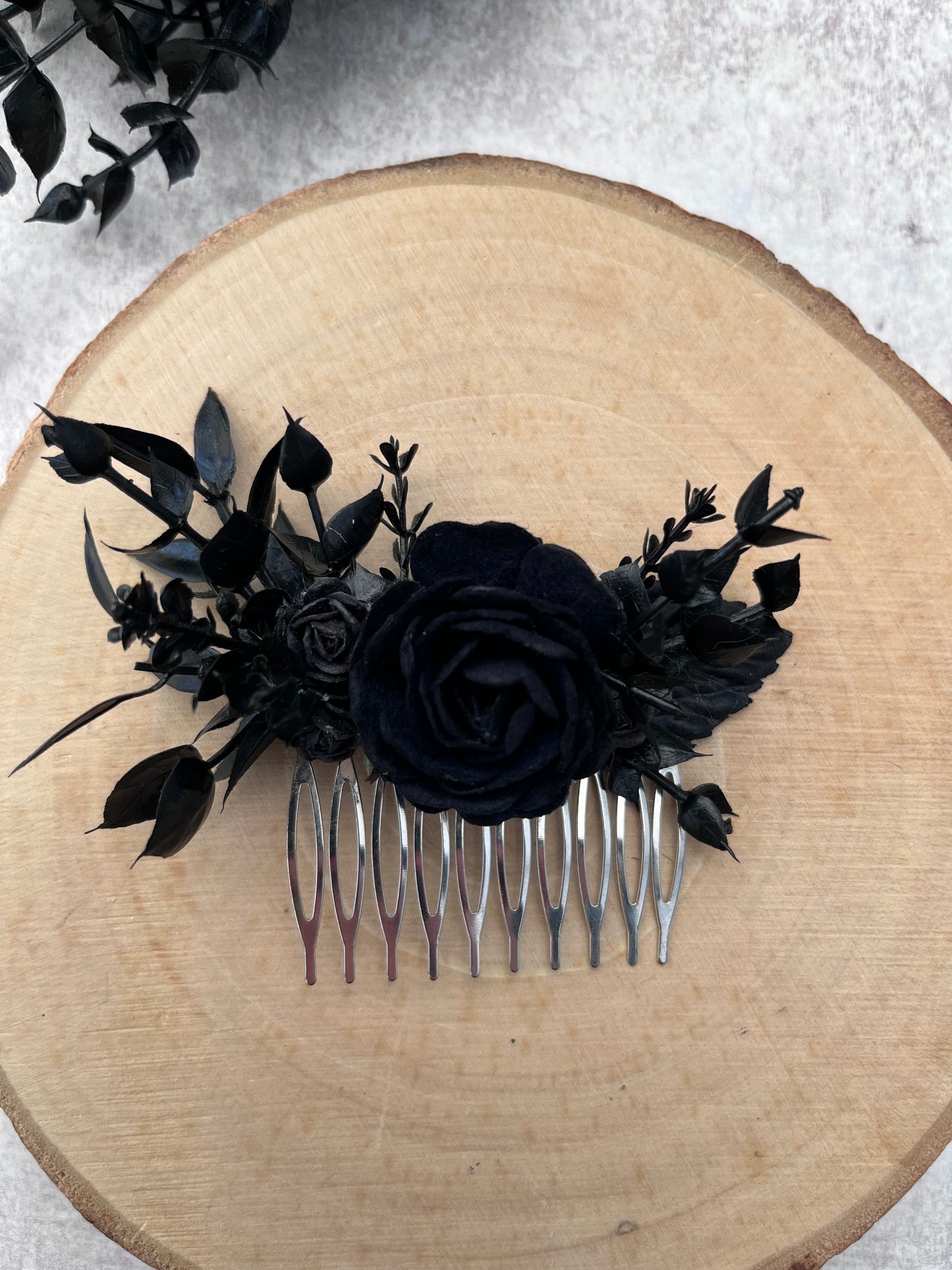 Gothic style black flower hair comb