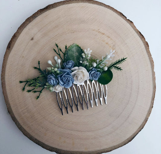 Blue and white flower hair comb