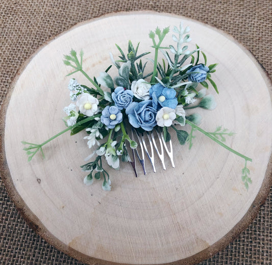 Blue and white flower hair comb 