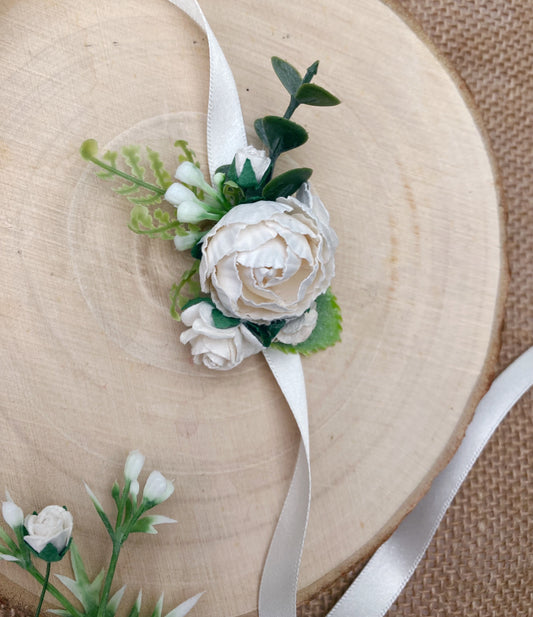 White Ivory  flower wrist corsage 