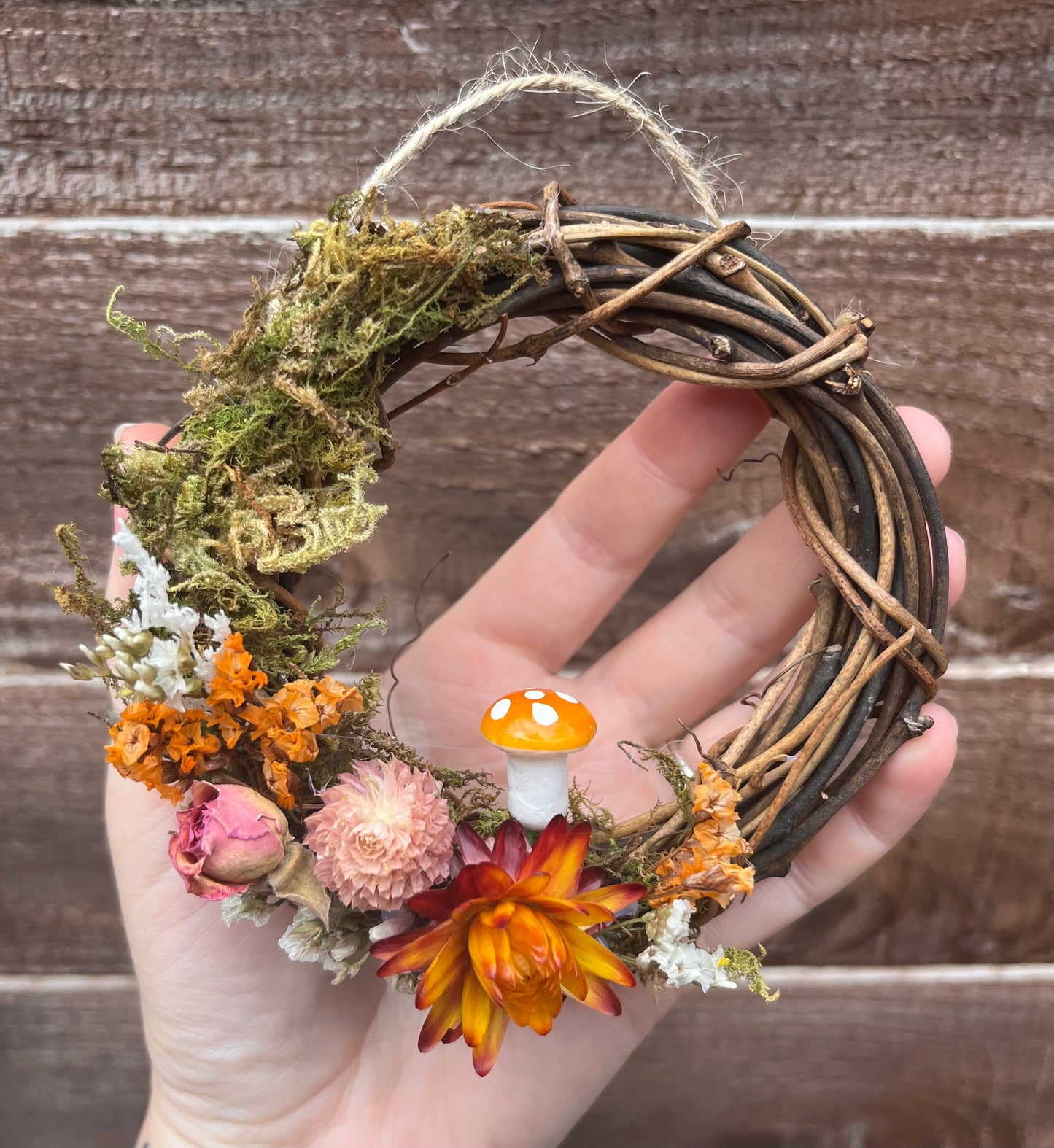 Mini Woodland Autumn dried flower wreath