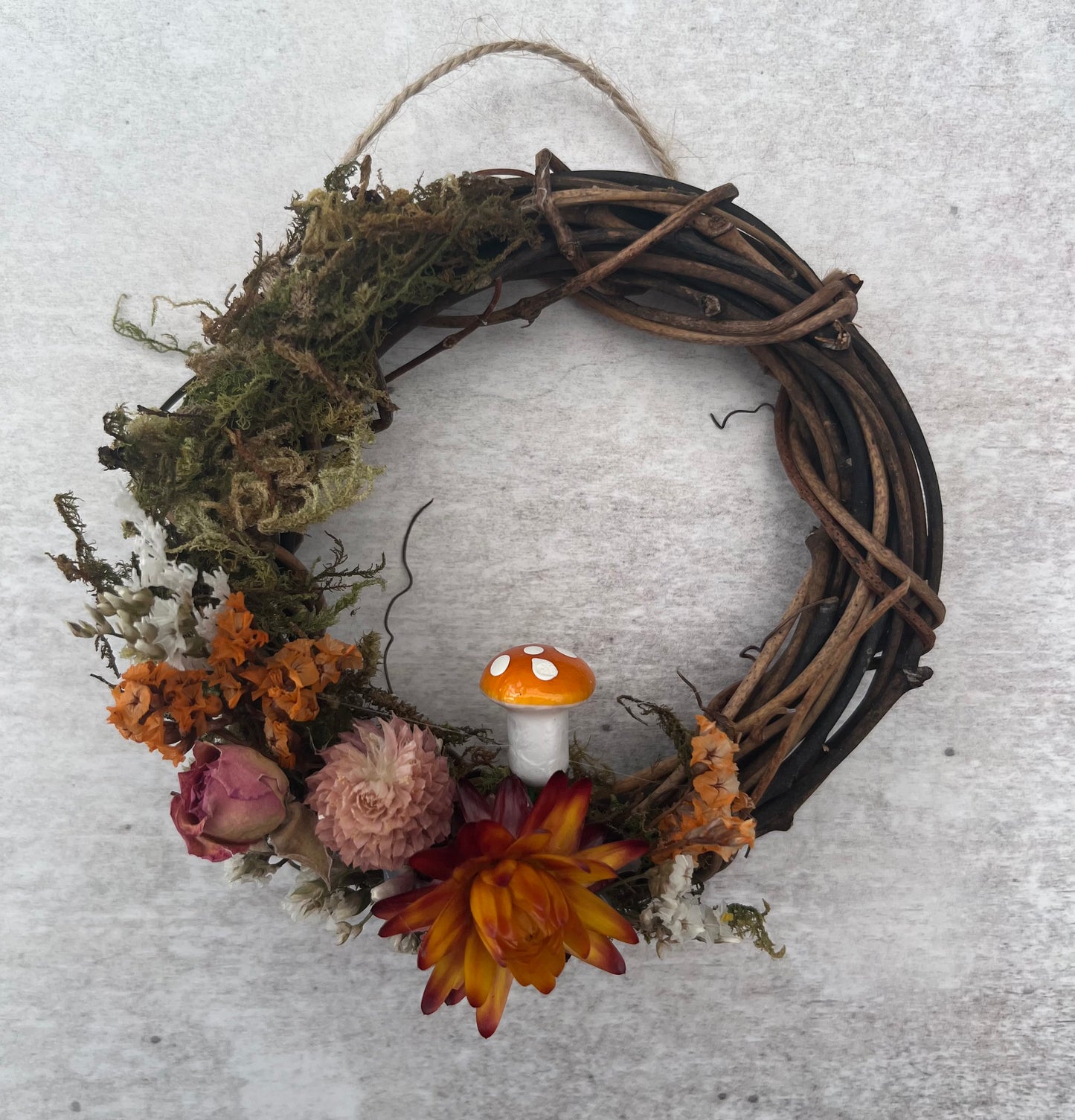 Mini Woodland Autumn dried flower wreath