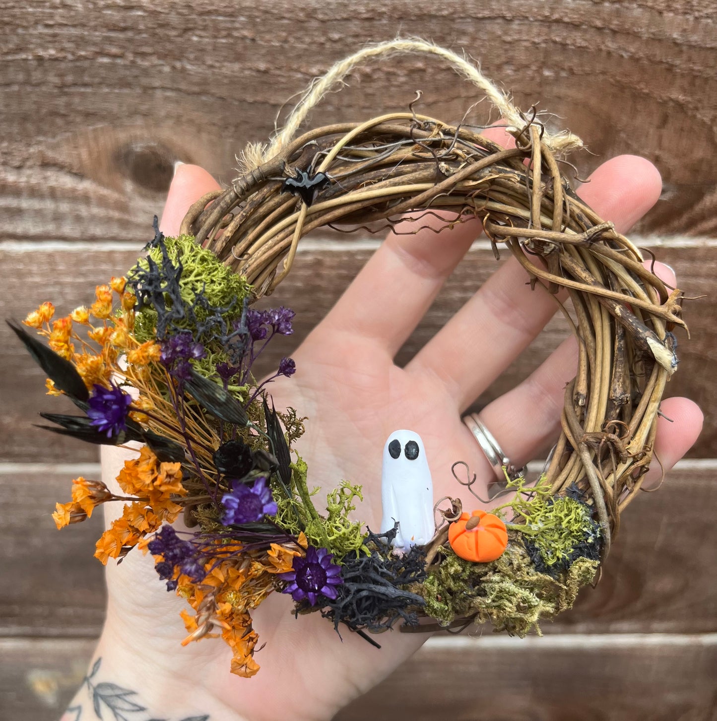 Mini dried flower Halloween wreath
